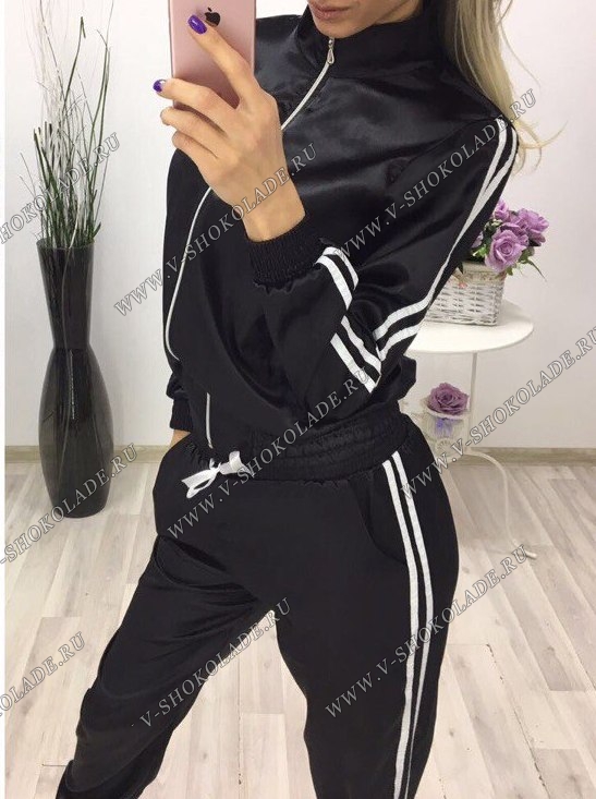 Атласный спортивный костюм на молнии / Чёрный купить в интернет-магазине «В шоколаде.ру»
